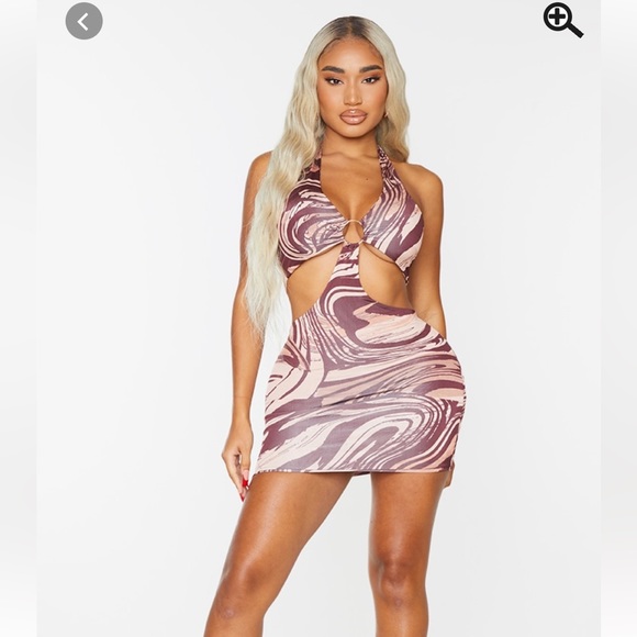 PRETTYLITTLETHING Mini Cut Out Dress - Picture 2 of 3